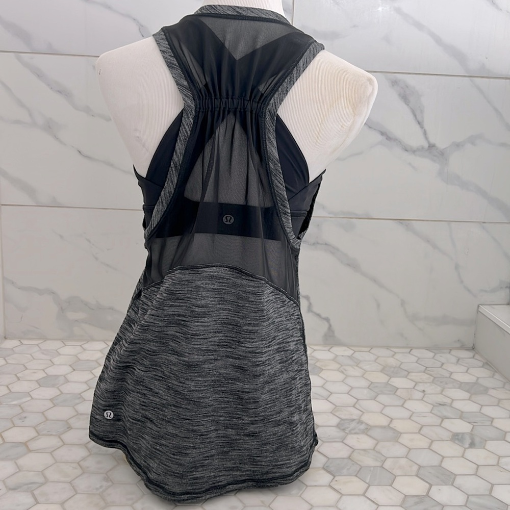 ❌CLEARANCE Lululemon Work The Circuit With Sports Bra Heathered Black Tank Top - Picture 2 of 15